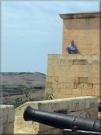 Gozo Sep2003 - Click to enlarge Photo