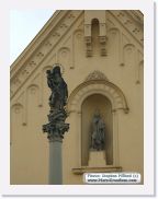 BratislavaPhoto_5069 * Statue of the Madonna in front of the Capuchin church in Bratislava (Staromestska street) * 599 x 784 * (115KB)